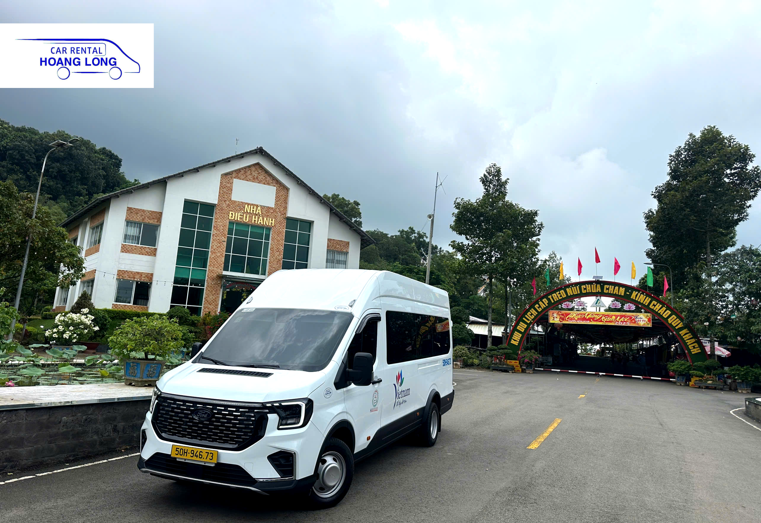 Cho Thuê Xe 18 Chỗ TPHCM Đi Kdl Núi Chứa Chan