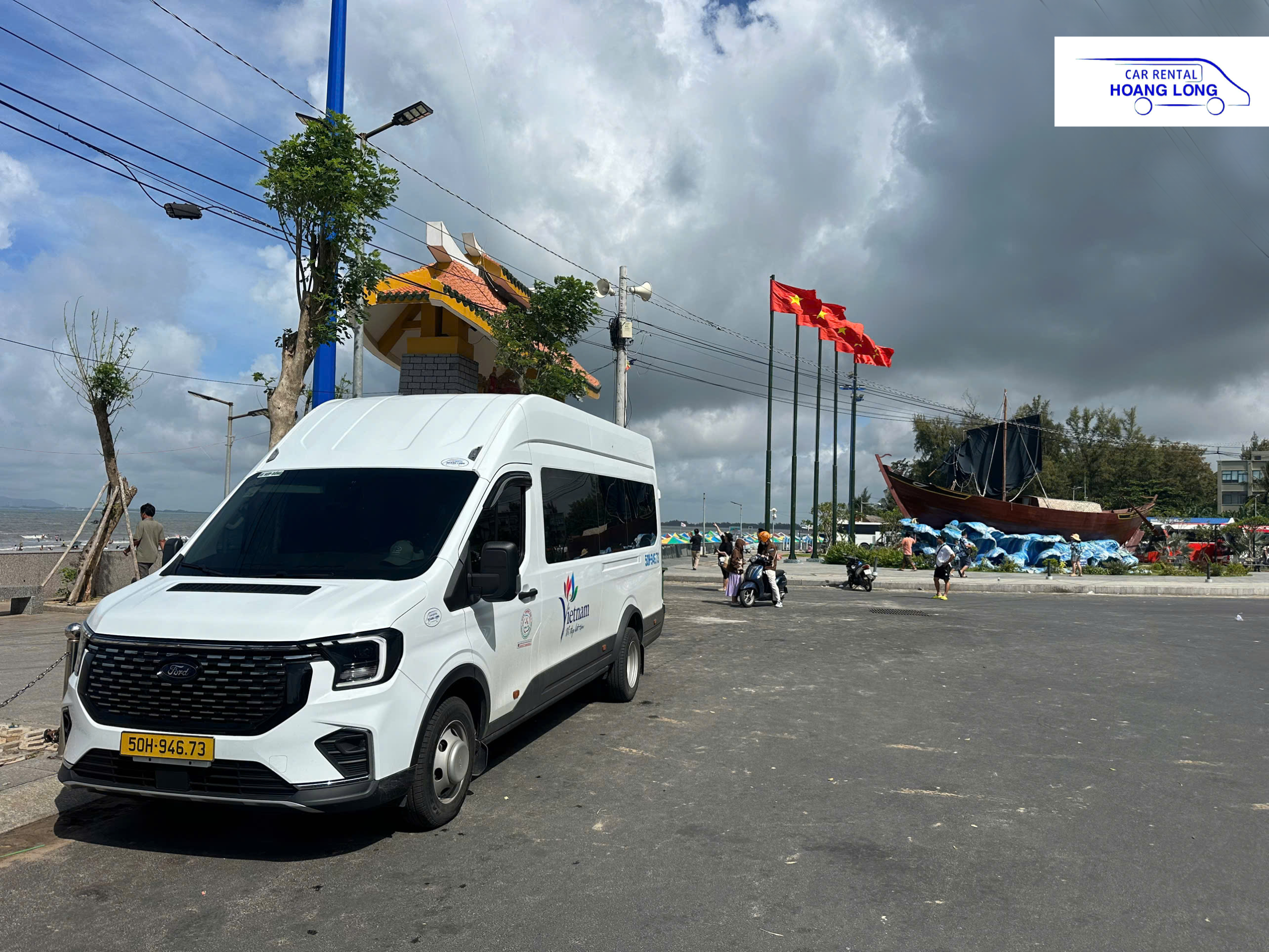 Thuê Xe 18 Chỗ TPHCM ĐI Dinh Cô Long Hải