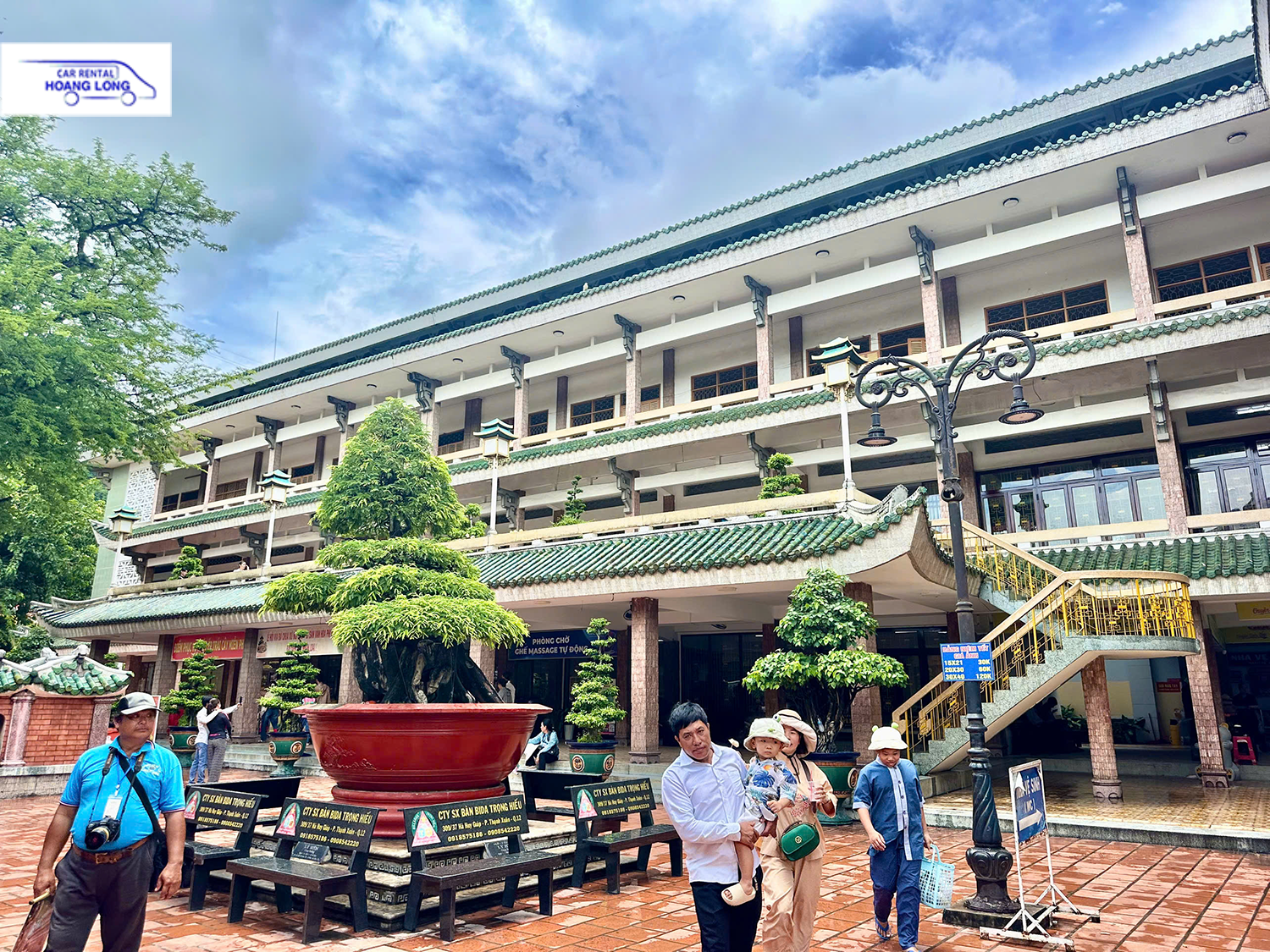 THUÊ XE 16 CHỖ TPHCM ĐI CHÙA BÀ CHÂU ĐỐC